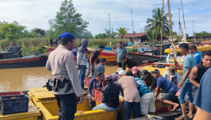 Sat Polairud Ingatkan Nelayan Patuhi Zona Melaut