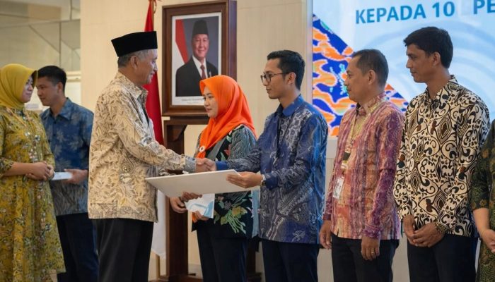 PU Salurkan Donasi Rp600 Juta untuk ASN Terdampak Banjir