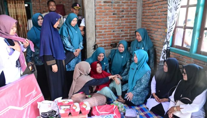 TP PKK Aceh Besar Bantu Disabilitas Kurang Mampu