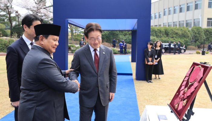 Prabowo Terima Penghargaan Tertinggi Korea Selatan di Seoul