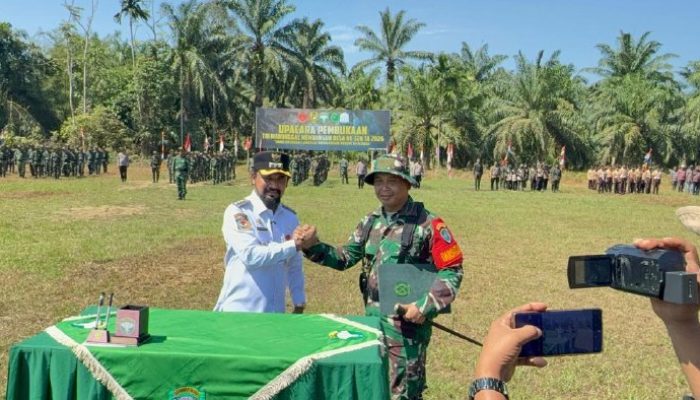 Buka TMMD, Bupati Aceh Timur Dorong Pembangunan Desa