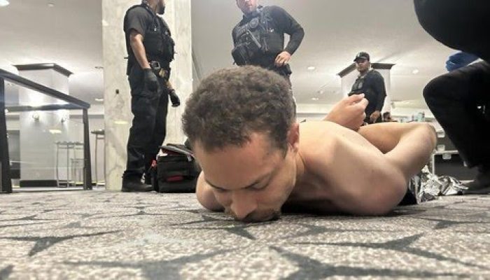 Penembakan di Gedung Putih, Trump Berhasil Dievakuasi