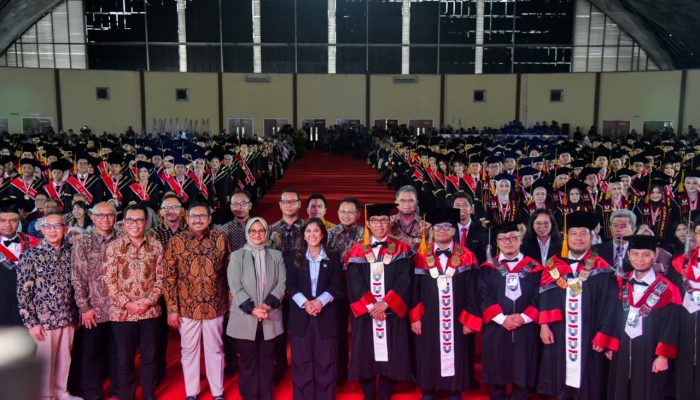 Menkomdigi Ajak Lulusan Jadi Penjaga Ruang Digital Nasional