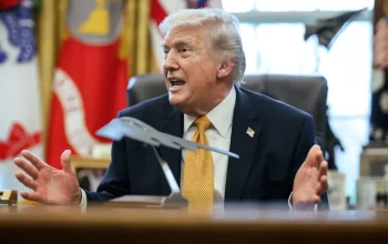 Trump Batalkan Kunjungan, Upaya Damai AS-Iran Terganjal