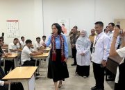Wamen P2MI Tinjau Kelas Internasional Poltekkes Aceh