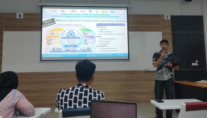 Mahasiswa Ilmu Kebencanaan USK Presentasikan Model Inovatif TaKasi-SeRa di Bangkok