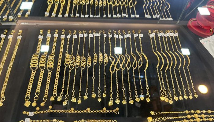 Harga Emas Turun Lagi, Kini di Angka Rp7,95 Juta per Mayam