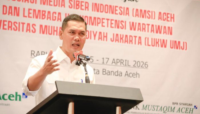 Sekda Aceh Buka UKW dan Seminar Nasional AMSI 2026