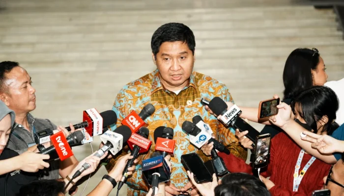 Menteri PKP Bahas Percepatan Huntap Pascabencana Wilayah Sumatera