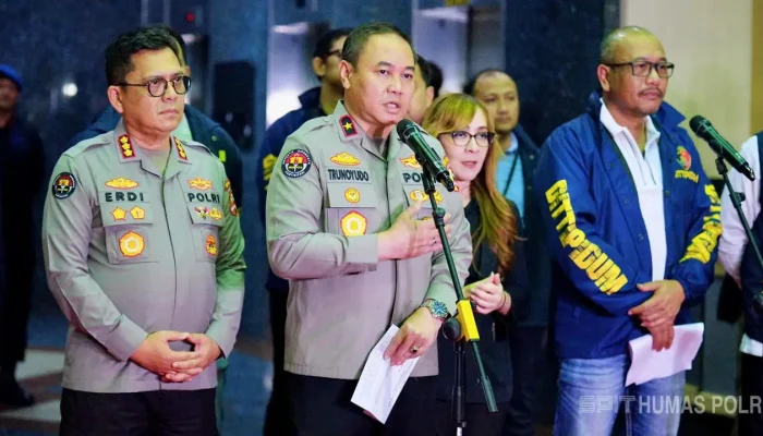 Polri Tegas Berantas Judi Online, 321 WNA Diamankan