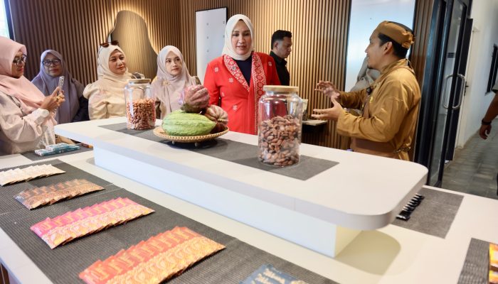 Ketua Dekranasda Aceh Dorong Ecoprint Jadi Oleh-Oleh Khas Sabang