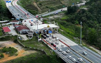 Libur Panjang, 600 Ribu Kendaraan Padati Tol Trans Sumatera