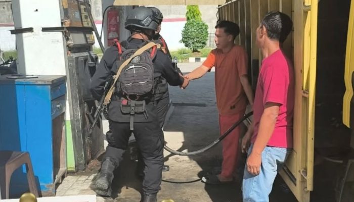 Brimob Intensifkan Patroli Humanis, Ajak Warga Jaga Kamtibmas