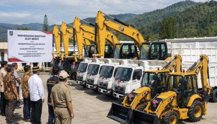 Mendagri Kirim 21 Alat Berat untuk Aceh Tengah