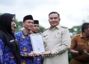 Bupati Aceh Tenggara Serahkan 2.540 SK PPPK Paruh Waktu