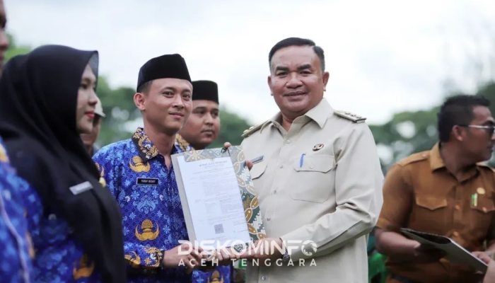Bupati Aceh Tenggara Serahkan 2.540 SK PPPK Paruh Waktu