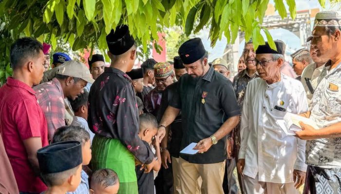 Hadiri Khanduri Laot, Al-Farlaky Ajak Warga  Bersinergi Bangun Aceh Timur