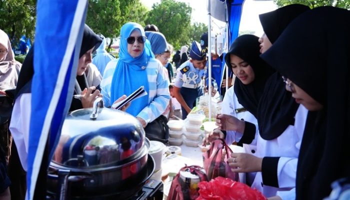 Produk Siswa SMK Laris di CFD Banda Aceh, Jiwa Wirausaha Dibangkitkan