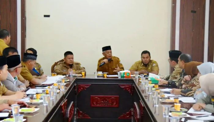 Wabub Armia Pimpin Rapat Finalisasi Keberangkatan JCH Bener Meriah