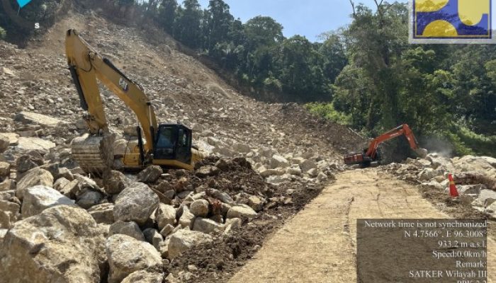 Akses Jalan Geumpang–Pameu Kembali Dibuka Usai Longsor