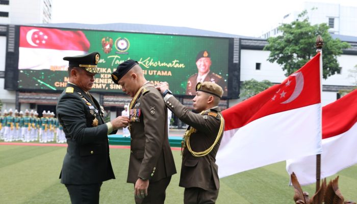 Kasad Terima Kunjungan Jenderal Singapura, Perkuat Kerja Sama Militer