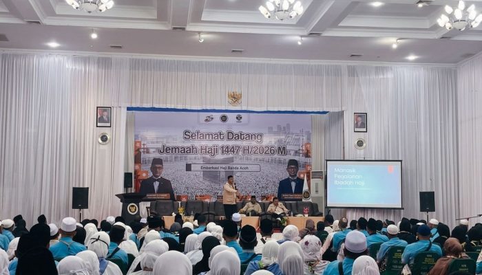 393 Jemaah Kloter 3 Aceh Berangkat, Termuda Usia 17 Tahun