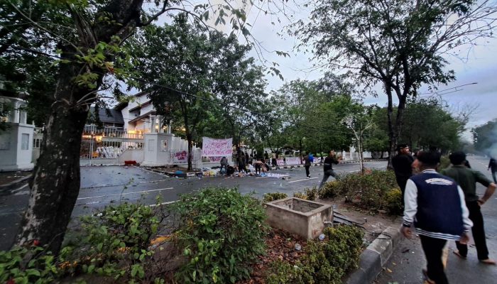 Demo Tolak Pergub JKA Ricuh, Massa Klaim Peserta Diamankan