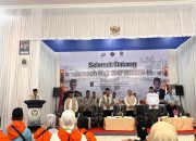 Bupati Pidie Jaya Lepas 393 Jemaah Haji Kloter 13