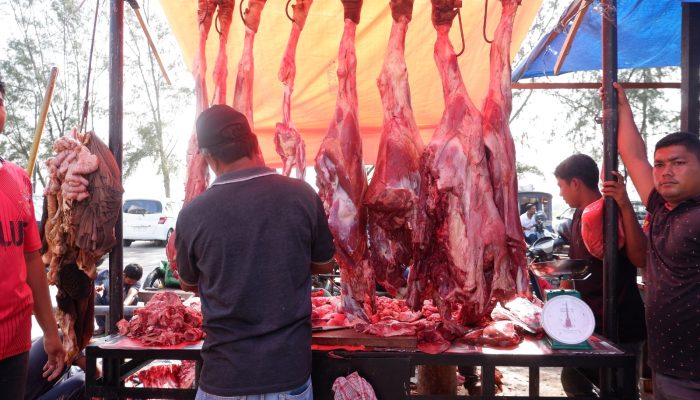 Harga Daging Meugang di Montasik Tembus Rp180 Ribu