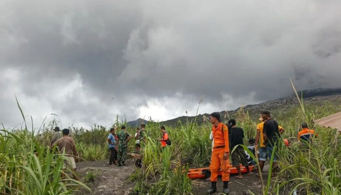 Tiga Pendaki Tewas Akibat Erupsi Gunung Dukono