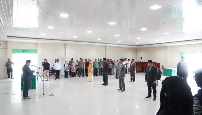 Wakil Rektor Unimal Lantik Delapan Pejabat Administrator dan Pengawas