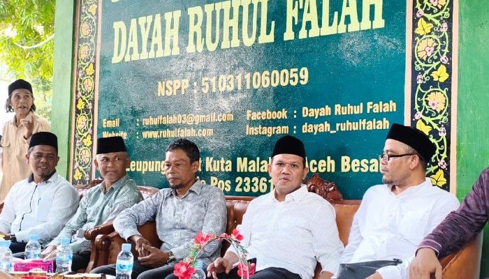 Wagub Aceh Hadiri Haul Ayah Samahani, Tegaskan Peran Dayah