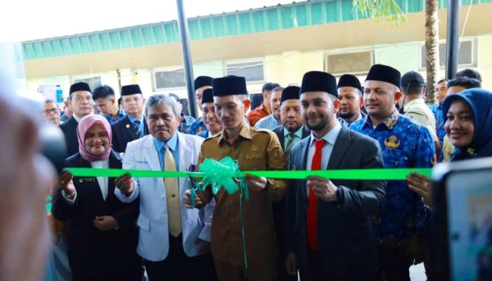 Tarmizi Resmikan Fasilitas Kesehatan Baru di RSUD Cut Nyak Dhien