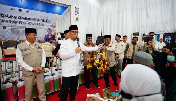 Seluruh Jemaah Haji Aceh Tiba, Kloter Terakhir Disambut Hangat
