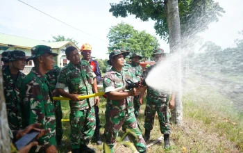 Korem 012/Teuku Umar Asah Kemampuan Personel Operasikan Mobil Damkar
