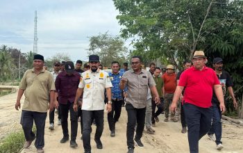 Al-Farlaky Tinjau Irigasi Rusak di Simpang Ulim