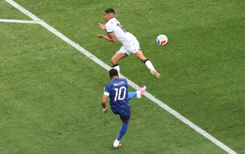 Mbappe Cetak Dwigol, Prancis Melaju ke Babak 32 Besar