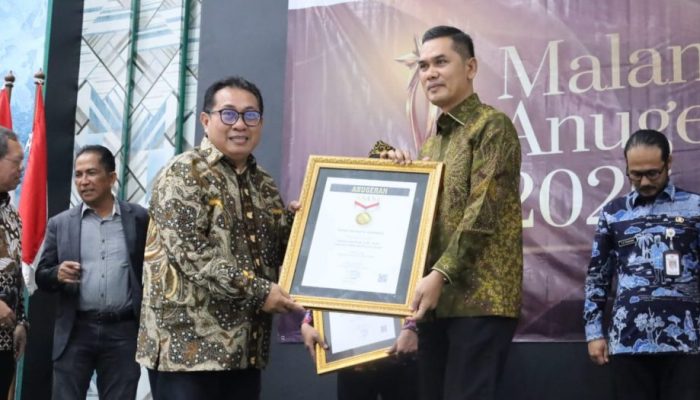 Sekda Aceh M. Nasir Raih Anugerah Tokoh Inspiratif Nasional