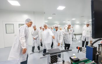 Menkes Tinjau Kesiapan Komersialisasi Pabrik Plasma Pertama Indonesia