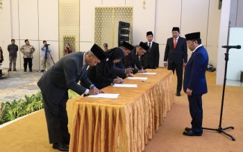 Sejarah Baru, 15 Perempuan Dilantik Jadi Kepala KUA