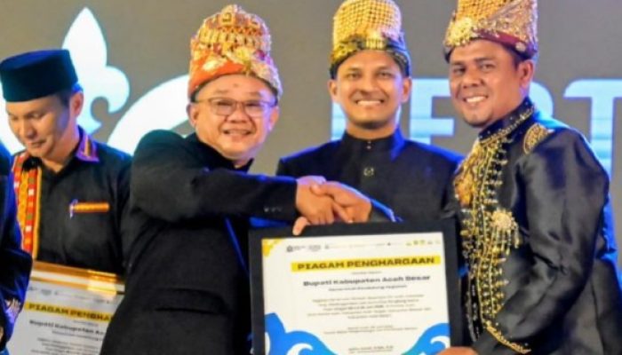 Aceh Besar Terima Penghargaan Dukungan PPN XIV