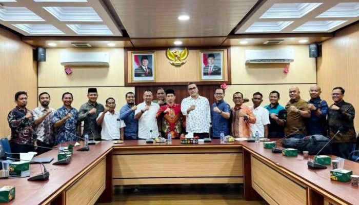 Pemkab Aceh Barat Minta PKS Naikkan Harga TBS