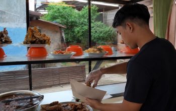 Harga Ikan Melonjak, Rumah Makan Kian Tertekan