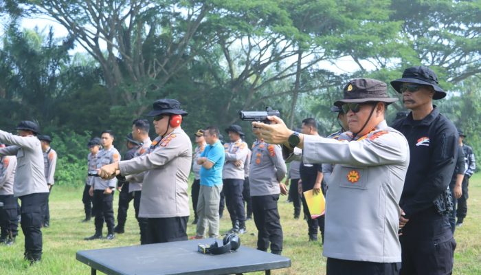 Puluhan Personel Polres Aceh Utara Asah Kemampuan Menembak