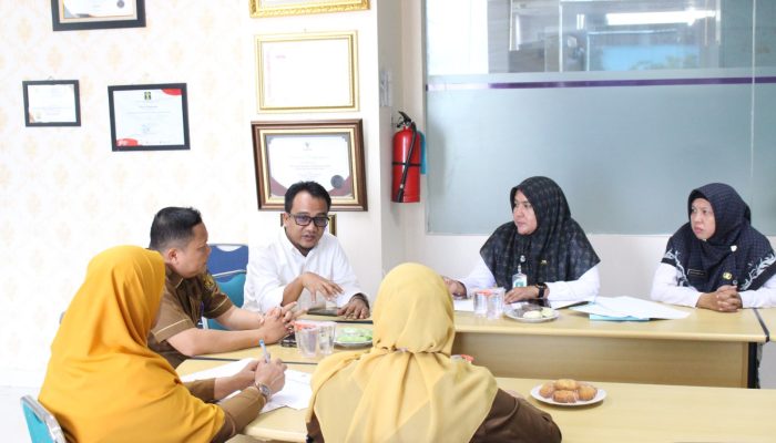 KIP Banda Aceh Perkuat Sinkronisasi Data Pemilih Bersama Disdukcapil