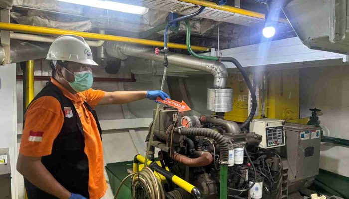 Inafis Sisir Ruang Mesin KMP Aceh Hebat 2