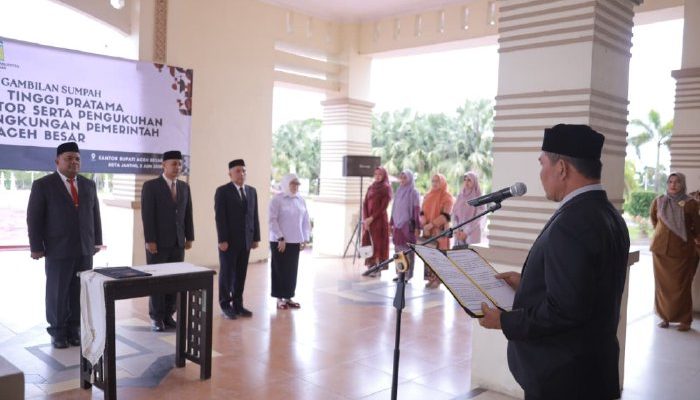 Bupati Aceh Besar Lantik Sejumlah Pejabat Tinggi Pratama