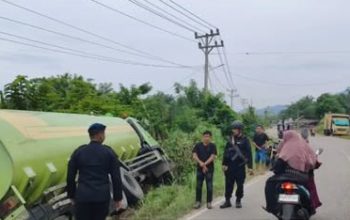 Kecelakaan Tunggal Mobil Tangki CPO Terjadi di Trumon Tengah