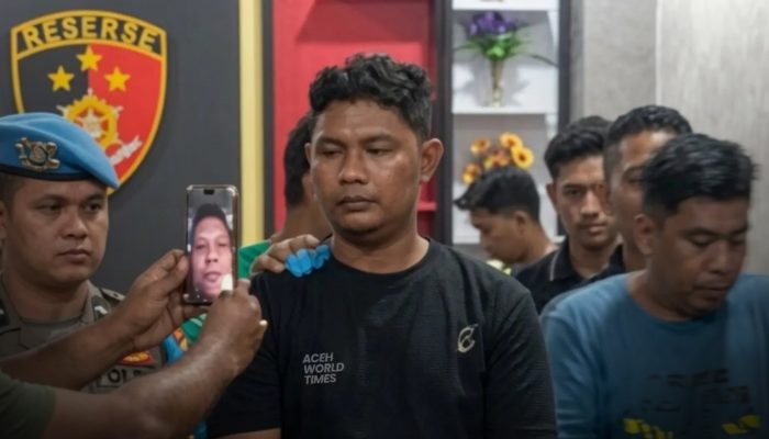 Polisi Gerak Cepat Ringkus Perampok Bersenjata Toko Emas