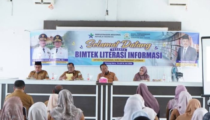 Wabup Ismail Ajak Guru dan Pustakawan Bijak Bermedia Sosial